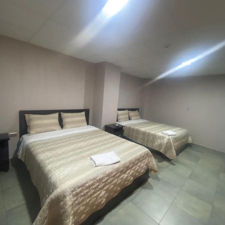 Stelar Hostal Cuenca Eksteriør billede